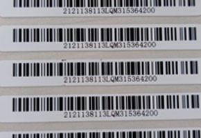 標簽溢膠導致變黑